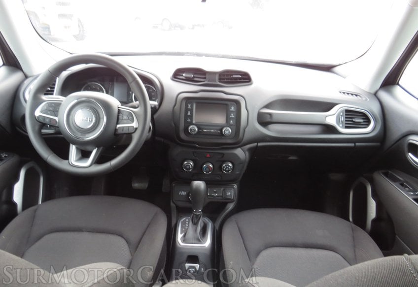 2020 Jeep Renegade - Image 28