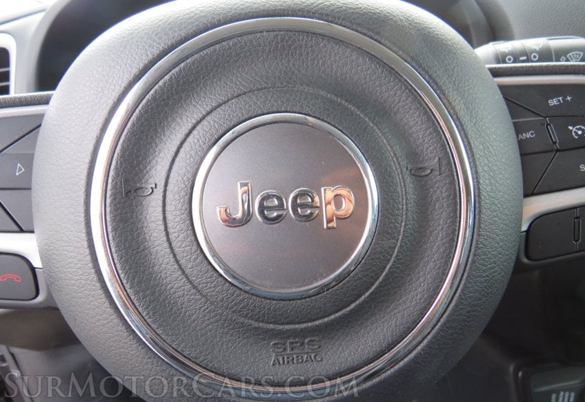 2020 Jeep Renegade - Image 38