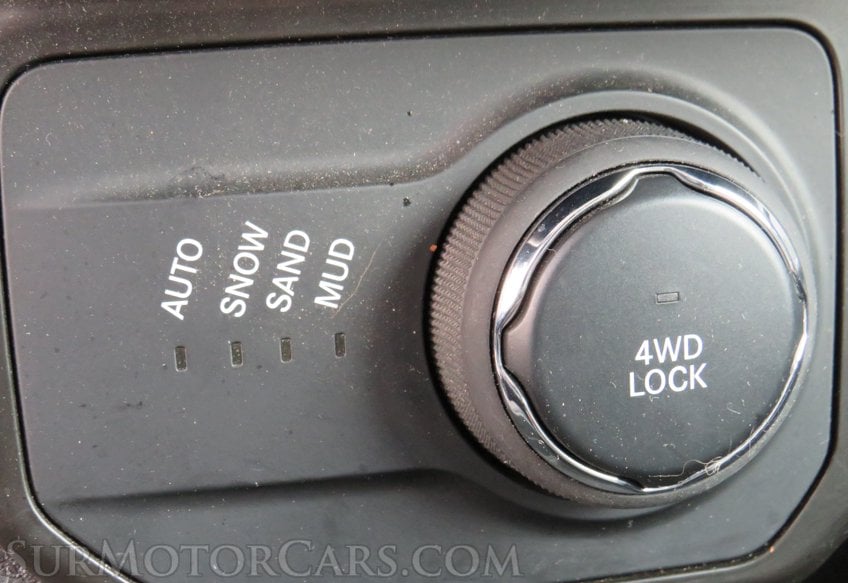 2020 Jeep Renegade - Image 50