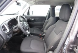 2020 Jeep Renegade - Image 31