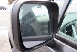 2020 Jeep Renegade - Image 27