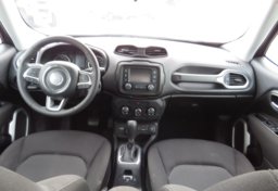 2020 Jeep Renegade - Image 28