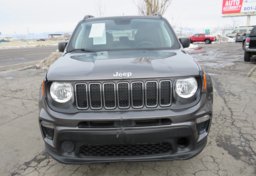 2020 Jeep Renegade - Image 12