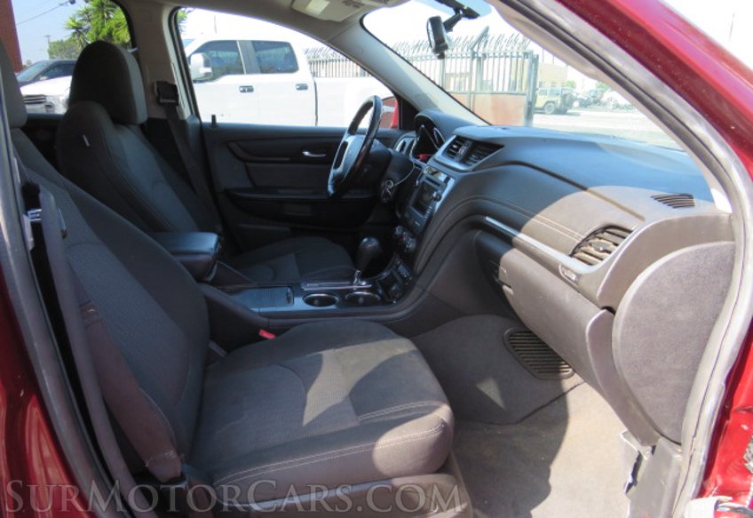 2017 Chevrolet Traverse - Image 29