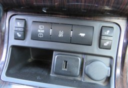 2017 Chevrolet Traverse - Image 47