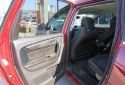 2017 Chevrolet Traverse - Image 24