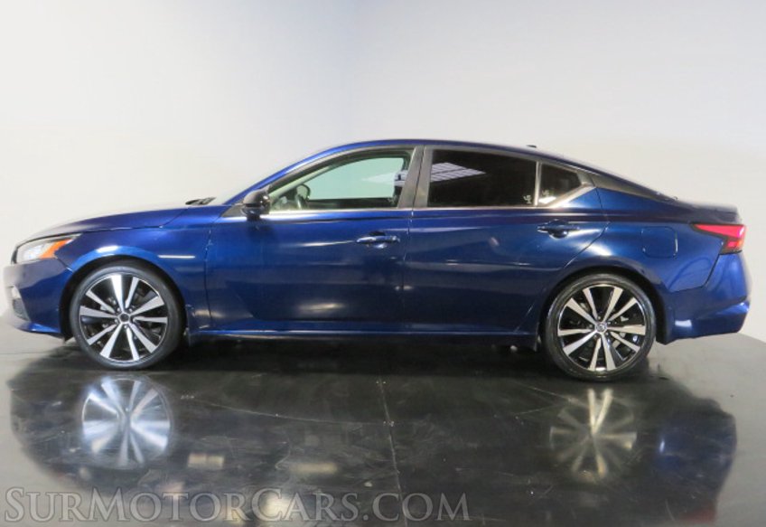 2020 Nissan Altima - Image 5