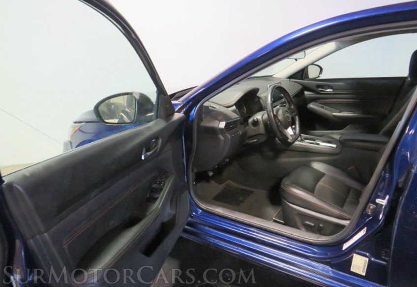 2020 Nissan Altima - Image 20