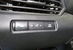 2020 Nissan Altima - Image 40