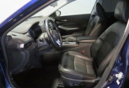 2020 Nissan Altima - Image 25