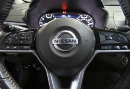 2020 Nissan Altima - Image 38