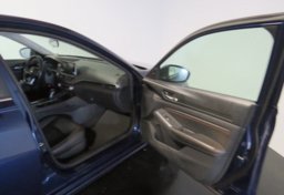 2020 Nissan Altima - Image 21