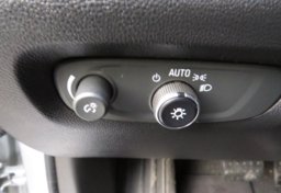 2019 Chevrolet Traverse - Image 38