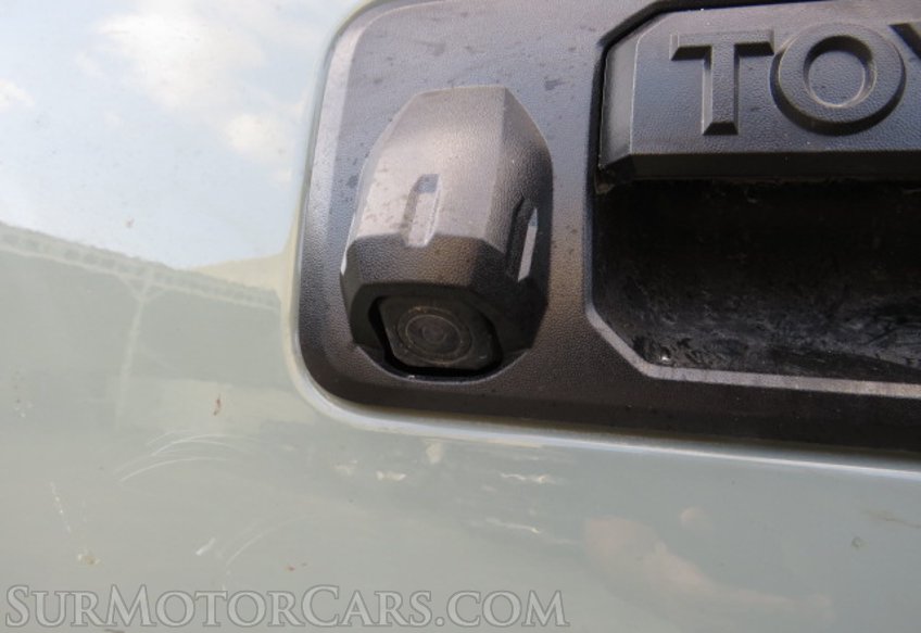 2021 Toyota Tundra 4WD - Image 13