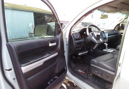 2021 Toyota Tundra 4WD - Image 21