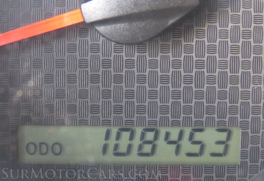 2015 Toyota Tacoma - Image 32