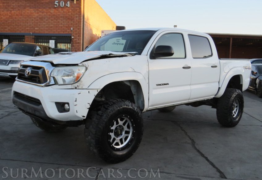 2015 Toyota Tacoma - Image 6