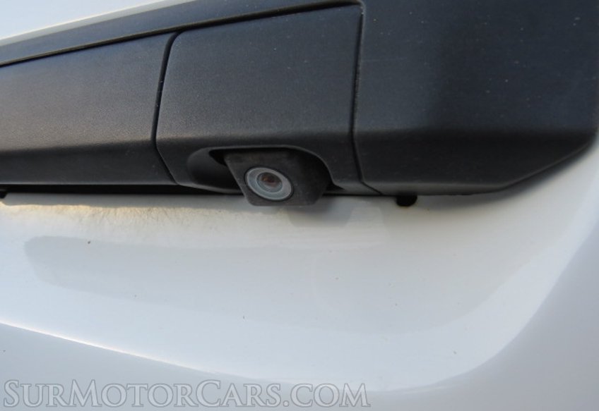 2015 Toyota Tacoma - Image 24