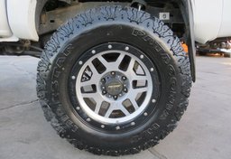 2015 Toyota Tacoma - Image 27