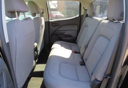 2021 Chevrolet Colorado - Image 30