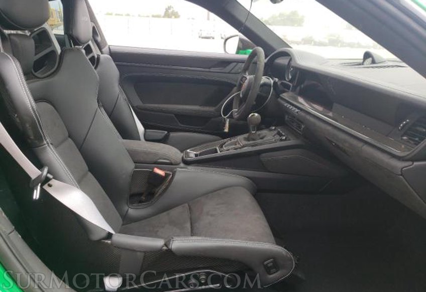 2022 Porsche 911 - Image 5