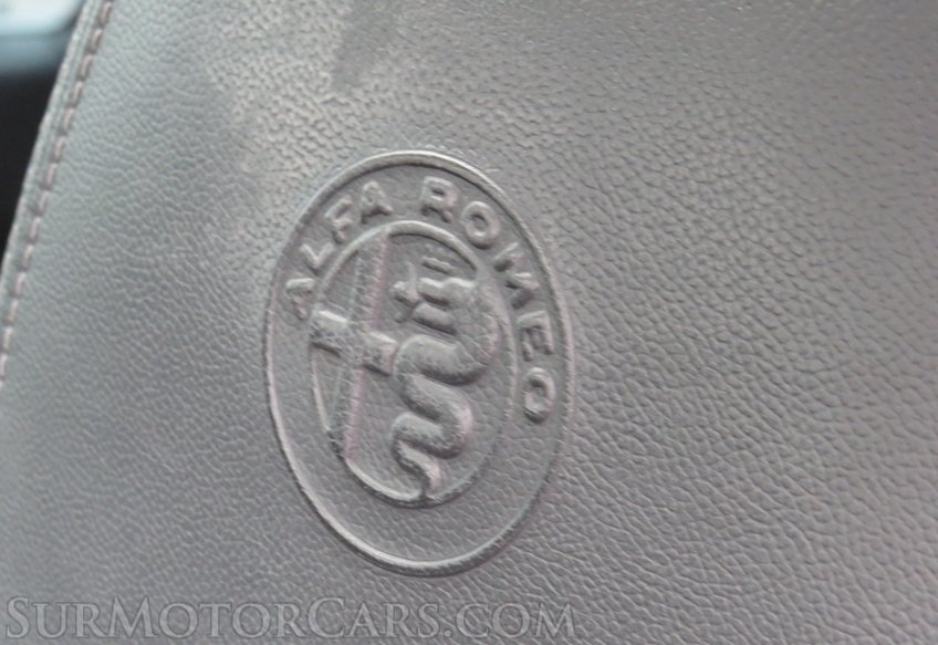 2018 Alfa Romeo Giulia - Image 45