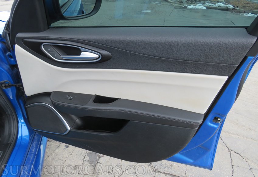 2018 Alfa Romeo Giulia - Image 50