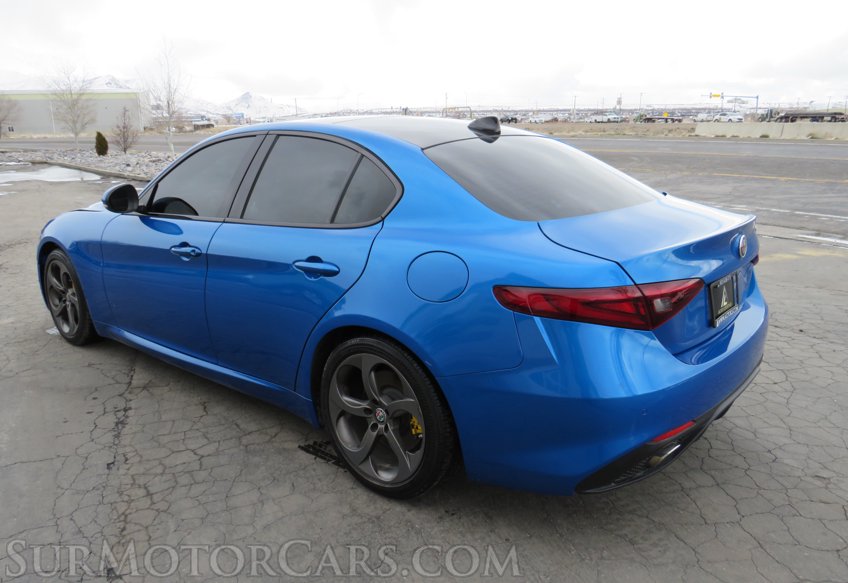 2018 Alfa Romeo Giulia - Image 5