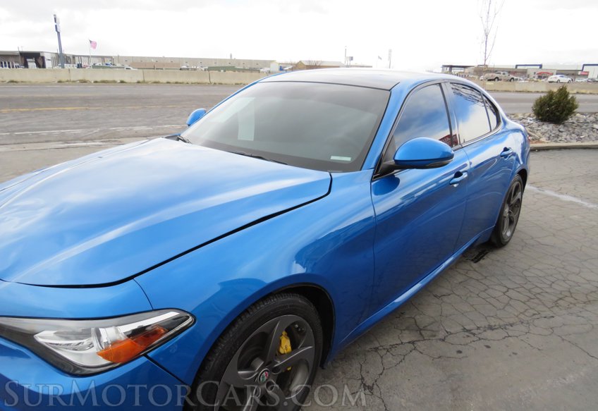 2018 Alfa Romeo Giulia - Image 14