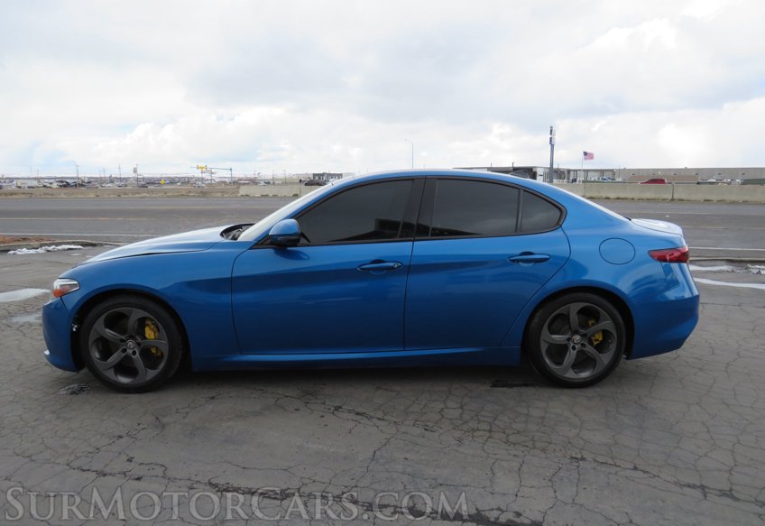 2018 Alfa Romeo Giulia - Image 10