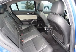 2018 Alfa Romeo Giulia - Image 30