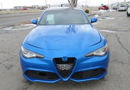 2018 Alfa Romeo Giulia - Image 11