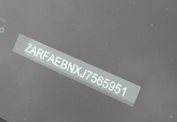 2018 Alfa Romeo Giulia - Image 56