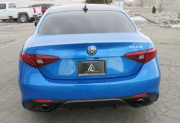 2018 Alfa Romeo Giulia - Image 13