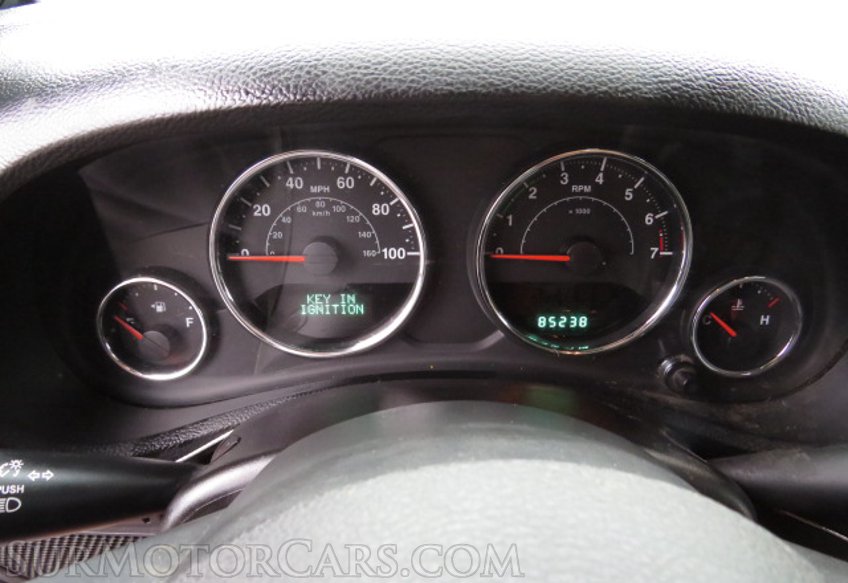 2014 Jeep Wrangler Unlimited - Image 30