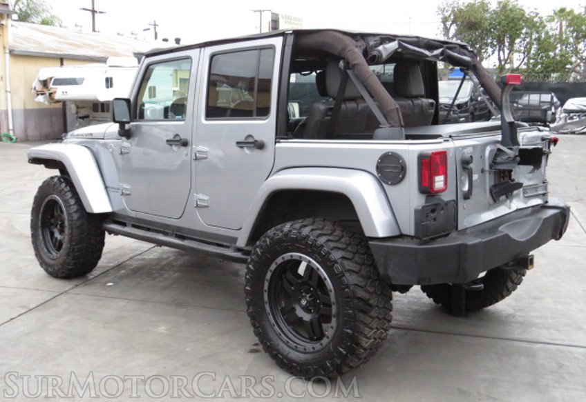 2014 Jeep Wrangler Unlimited - Image 9