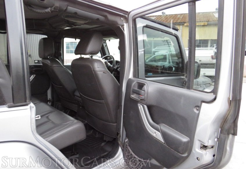 2014 Jeep Wrangler Unlimited - Image 24