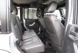 2014 Jeep Wrangler Unlimited - Image 27