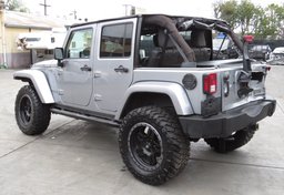 2014 Jeep Wrangler Unlimited - Image 9