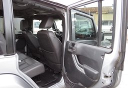 2014 Jeep Wrangler Unlimited - Image 24