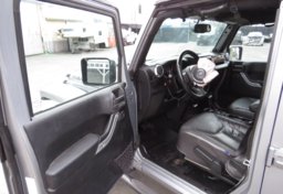 2014 Jeep Wrangler Unlimited - Image 17