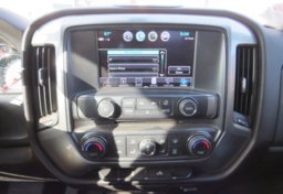 2018 Chevrolet Silverado 1500 - Image 35