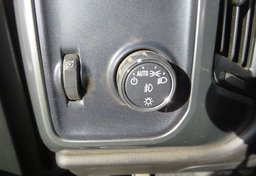 2018 Chevrolet Silverado 1500 - Image 36