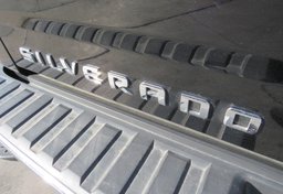 2018 Chevrolet Silverado 1500 - Image 19