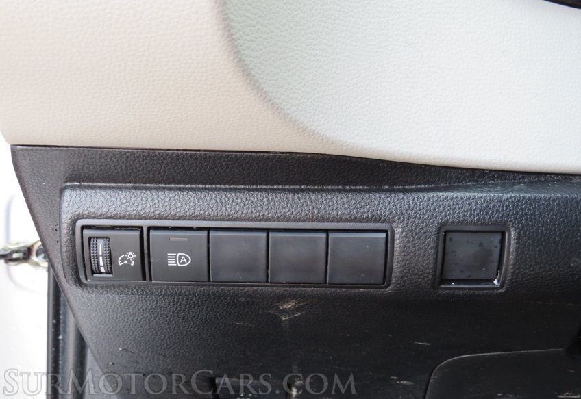 2020 Toyota Corolla - Image 34