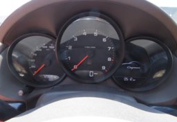 2015 Porsche Cayman - Image 26