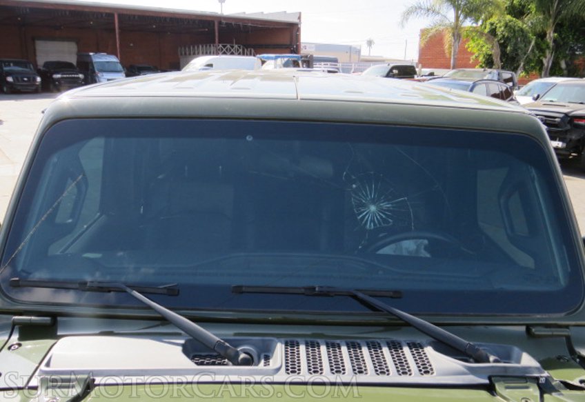 2021 Jeep Wrangler - Image 13