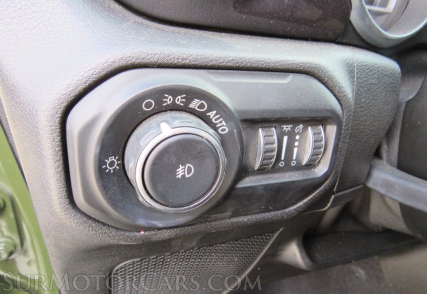 2021 Jeep Wrangler - Image 36