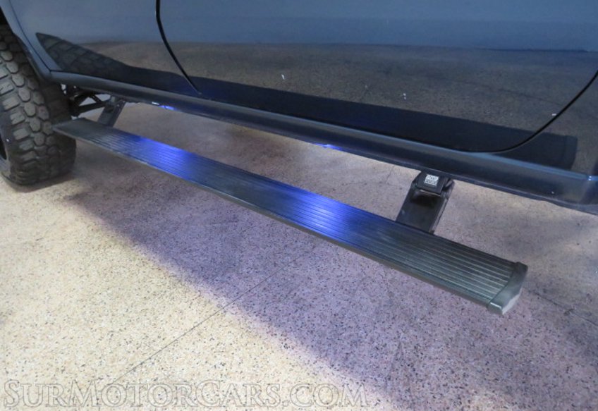 2023 Chevrolet Silverado 1500 - Image 19