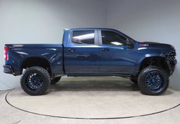 2023 Chevrolet Silverado 1500 - Image 5